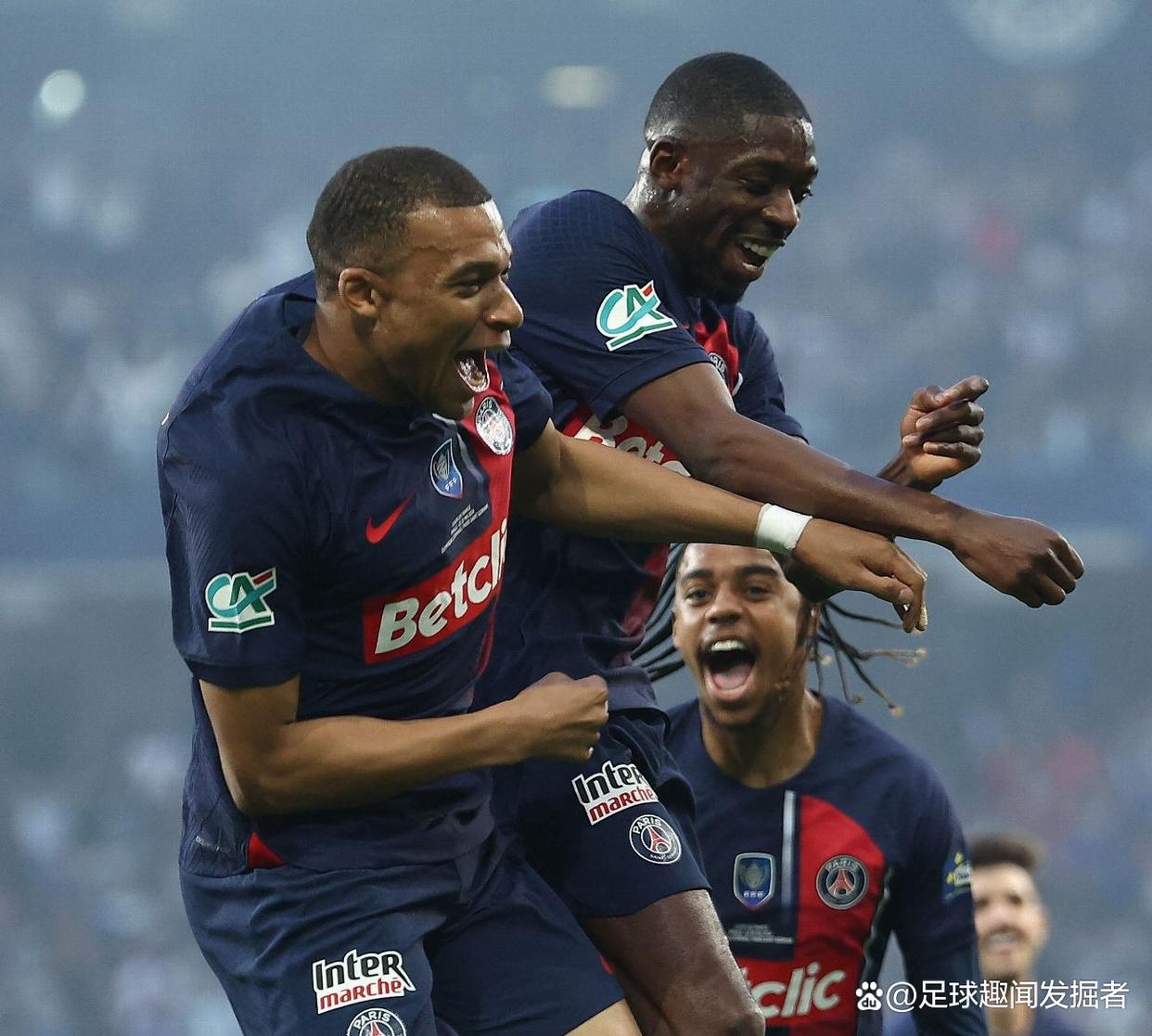 包含洛里昂队在客场比赛中不敌对手,遭遇失利的词条 包含洛里昂队在客场比赛中不敌对手,遭遇失利的词条