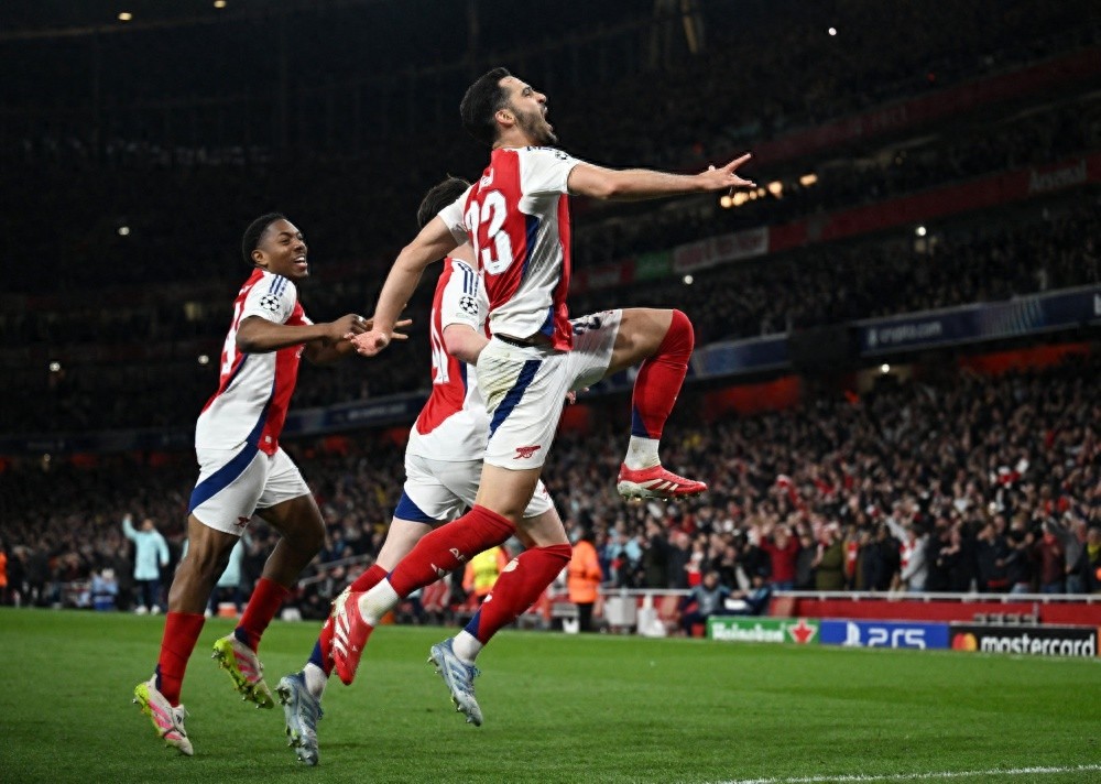 欧洲球队取得完美战绩,杀入四强赛 欧洲球队取得完美战绩,杀入四强赛