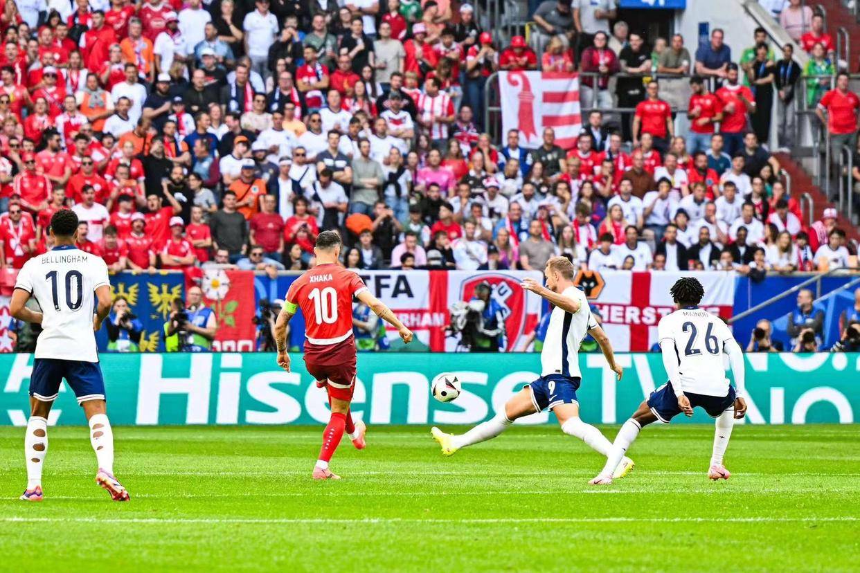 英格兰逆转战胜瑞士,提前锁定领先的简单介绍 英格兰逆转战胜瑞士,提前锁定领先的简单介绍