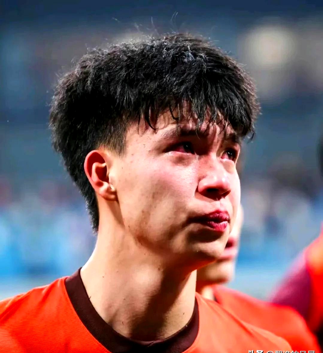 国际赛事结局吸引目光,球员表现褒贬不一 国际赛事结局吸引目光,球员表现褒贬不一