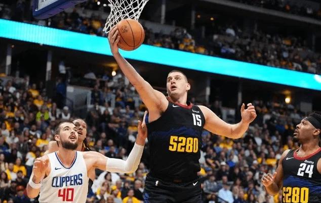 包含卫冕冠军洛杉矶快船队遭遇三连败的词条 包含卫冕冠军洛杉矶快船队遭遇三连败的词条