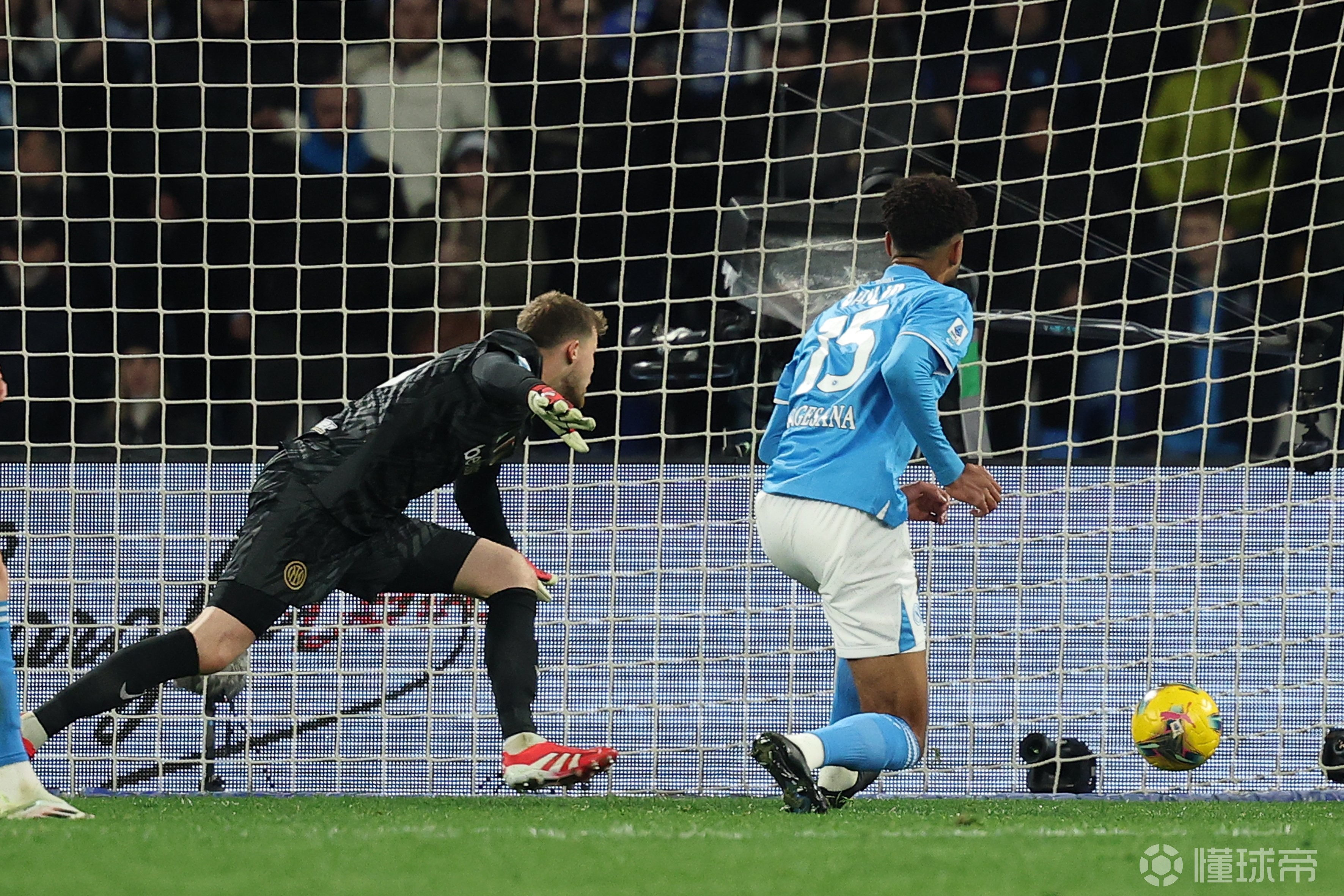 意甲强队实现三连胜，冲击联赛榜首的简单介绍