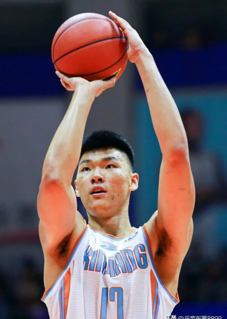 包含北京队在全国篮球锦标赛中打出封盖，被誉为教练席炸锅的词条