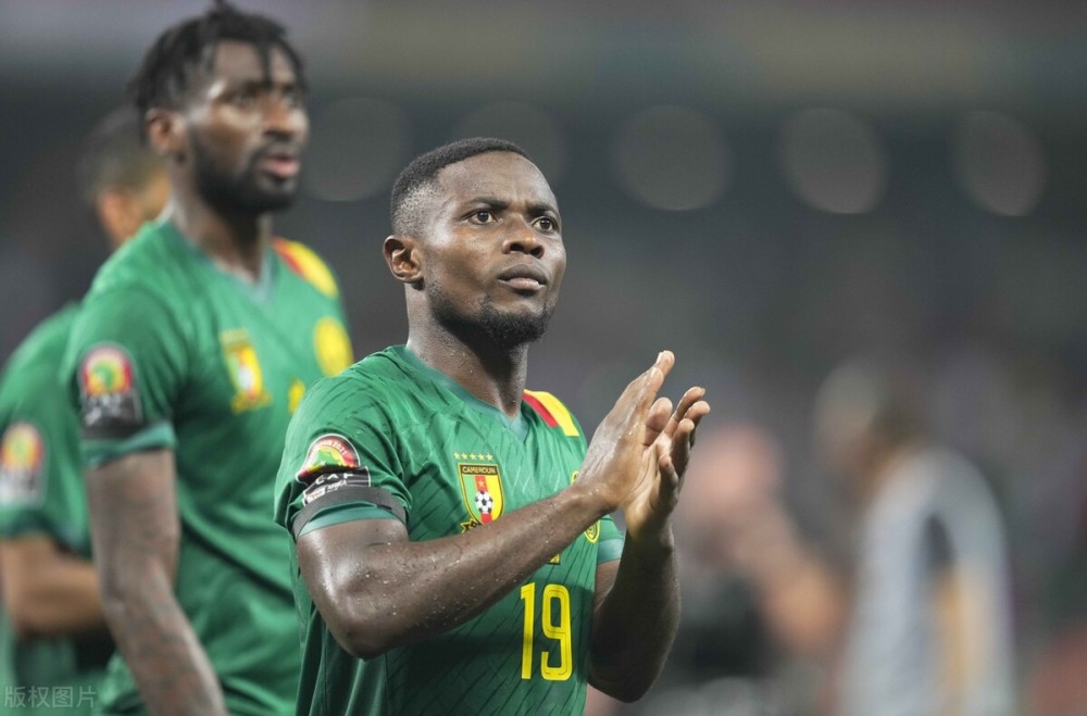 包含埃及射手表现抢眼,助球队拿下必胜比赛的词条 包含埃及射手表现抢眼,助球队拿下必胜比赛的词条