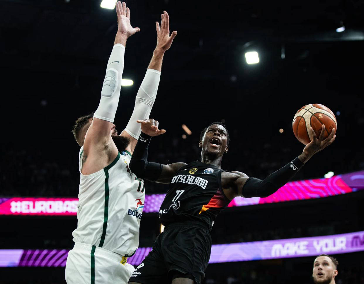 欧洲杯篮球比赛:荷兰男篮逆转德国队获胜 欧洲杯篮球比赛:荷兰男篮逆转德国队获胜