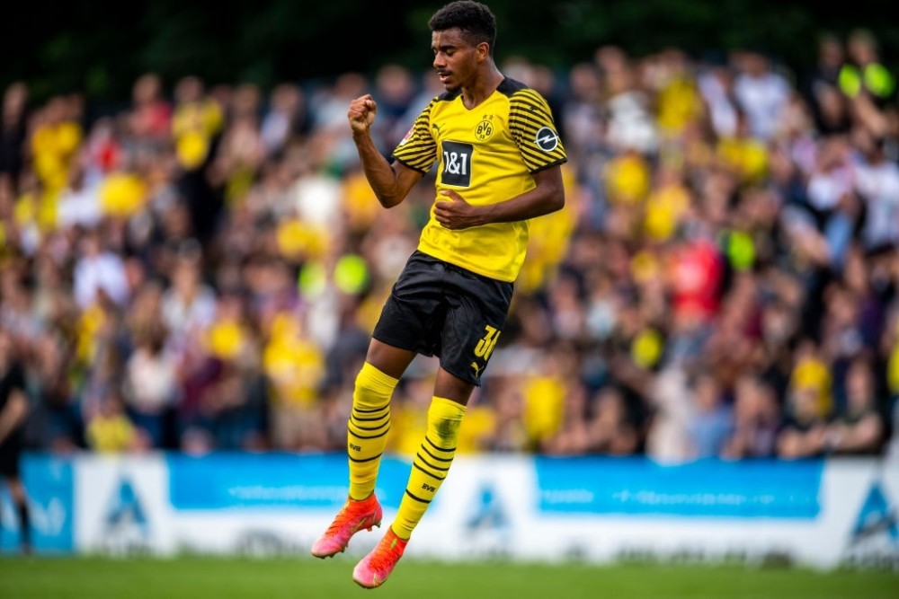 德甲劲旅换帅频频,寻找新的突破点 德甲劲旅换帅频频,寻找新的突破点