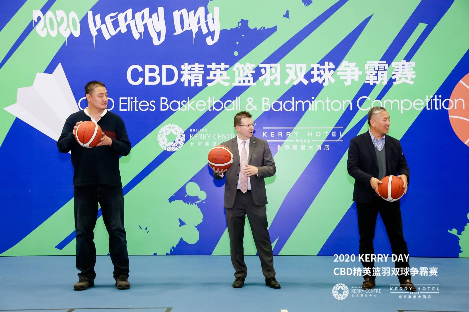 包含澳大利亚篮球联赛新赛季开幕式盛大举行的词条