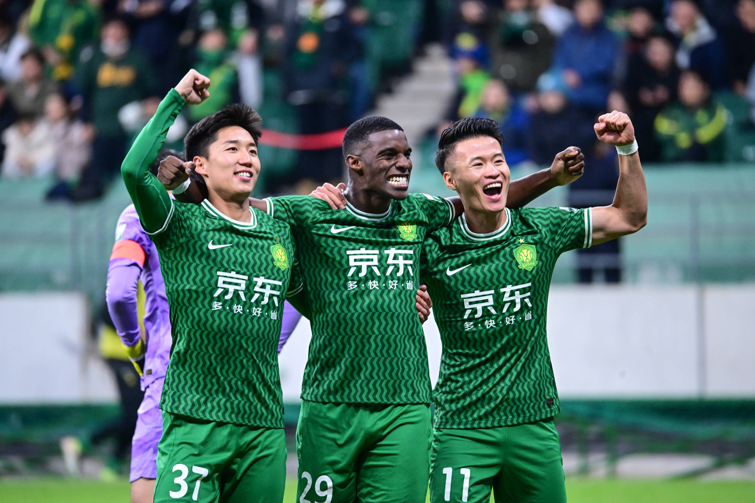 泰达对阵国安——强队交锋谁能脱颖而出