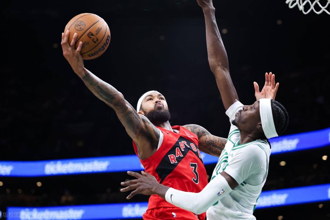 热火惨败凯尔特人，波普连砍+被浓眉压哨绝杀